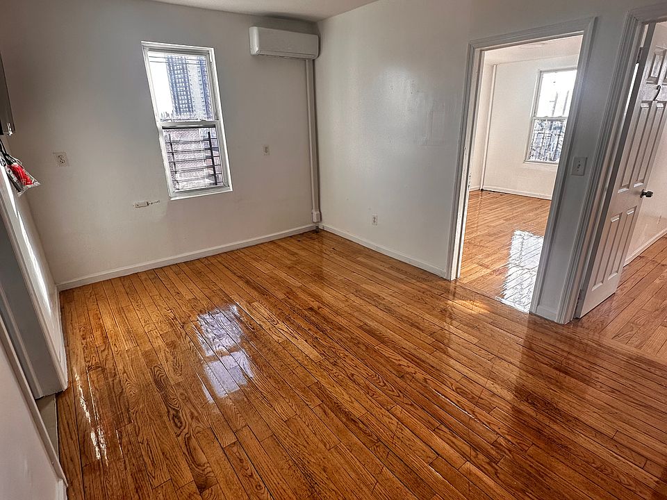 1st image of 3663 Bronxwood Ave APT 3