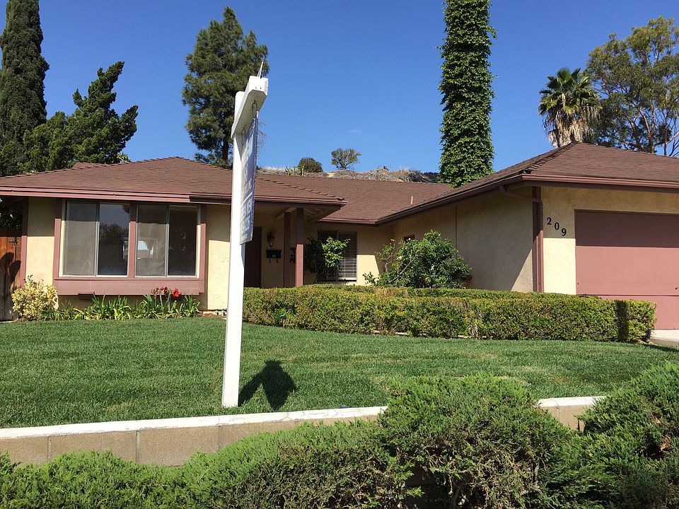1st image of 209 N Palo Cedro Dr