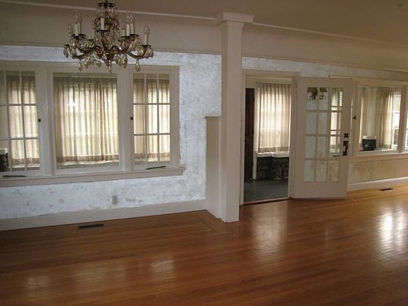 5th image of 56 Lincoln Park