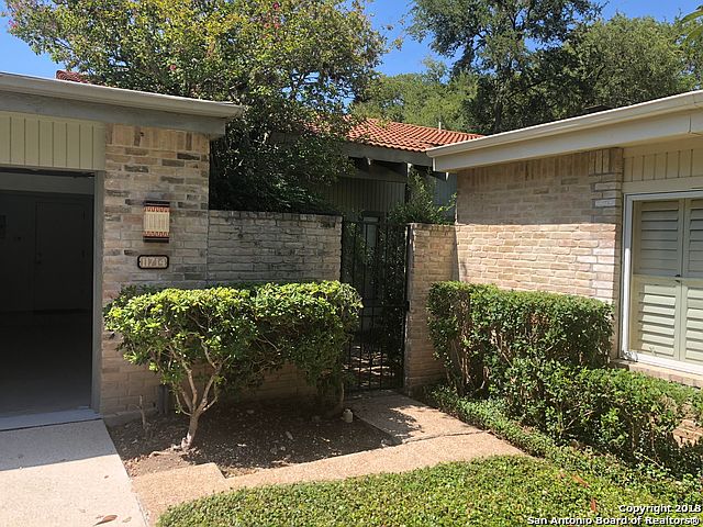 1st image of 11714 Pepper Tree St