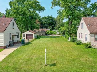 24628 Cooke St, Dearborn, MI 48124