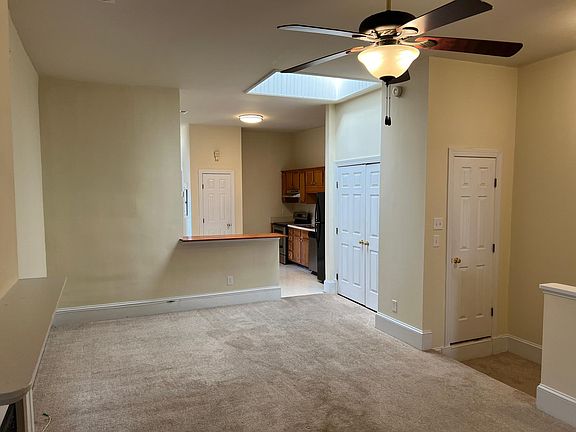 3rd image of 320 N 23rd St #1