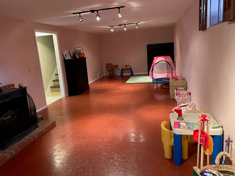 1501 Chatam Dr — Photo 14