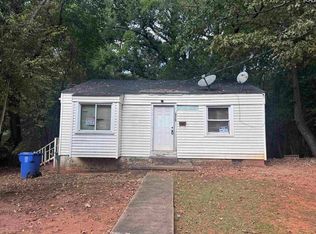 315 Pineneedle Rd, Columbia, SC 29203