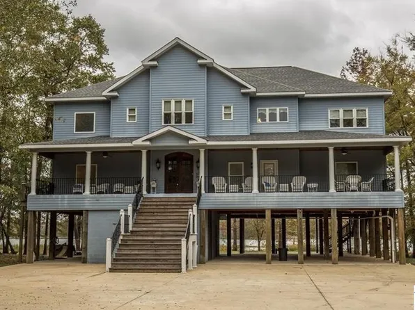 618 Cypress Point Dr, Akron, AL 35441