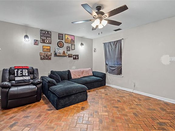 2nd image of 76 Steele Ln