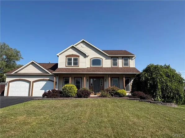 8632 Deena Crse, Cicero, NY 13039