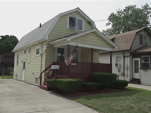 4th image of 3253 Ontario Ave