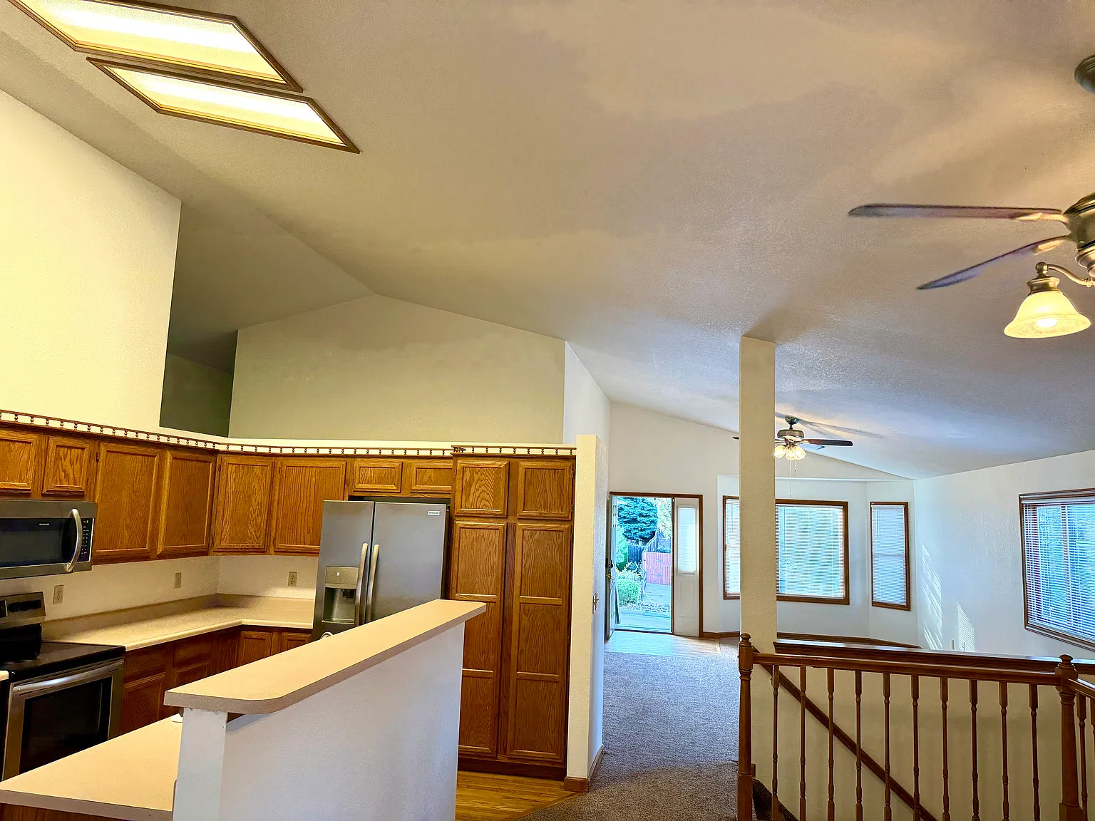 5 bed, 3500 sqft, $2,400 — Photo 3