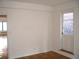 Rented by Classic Marketing- 530 Park1