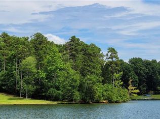 12 Creek Point Dr, Abbeville, SC 29620