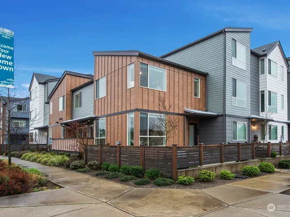 32628 Hemlock Avenue SE, Black Diamond, WA 98010