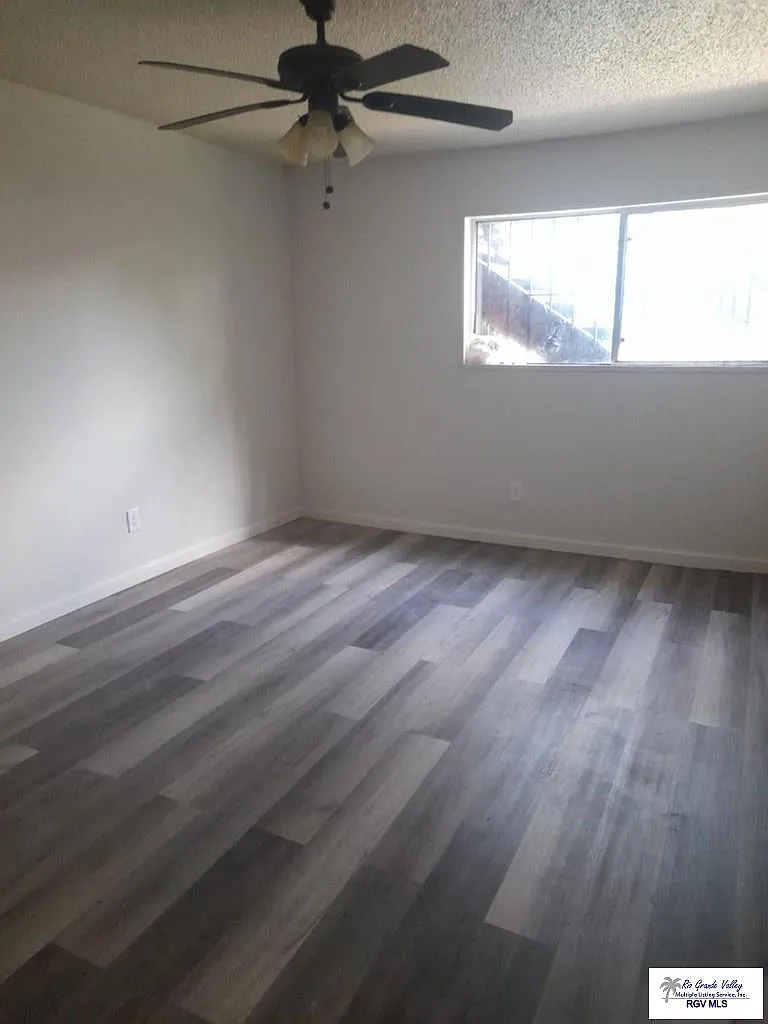 2 bed, 2.0 bath, 1000 sqft, $1,200 — Photo 4