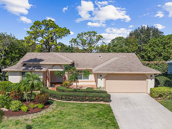 2nd image of 2685 Riviera Drive