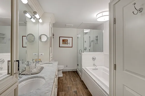Sold by Compass | media 10