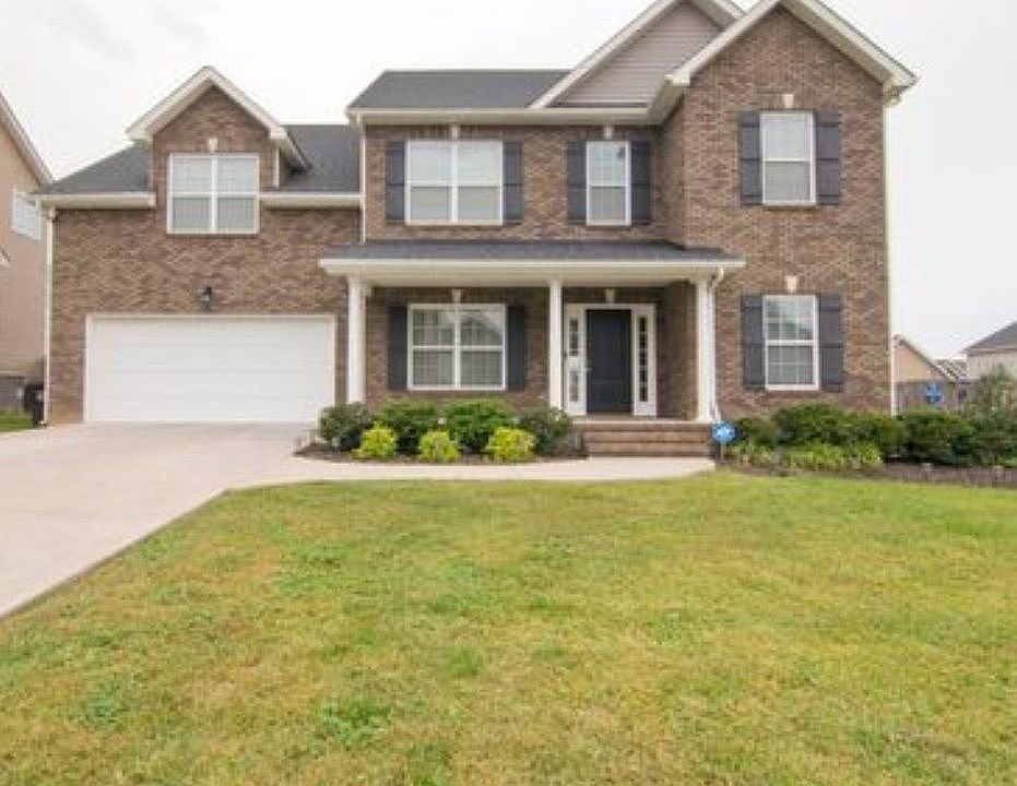 1st image of 2421 Clinging Vine Ln