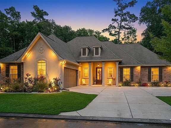 2nd image of 452 Silver Oak Dr