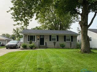 6633 Burnham Green Rd, Toledo, OH 43615