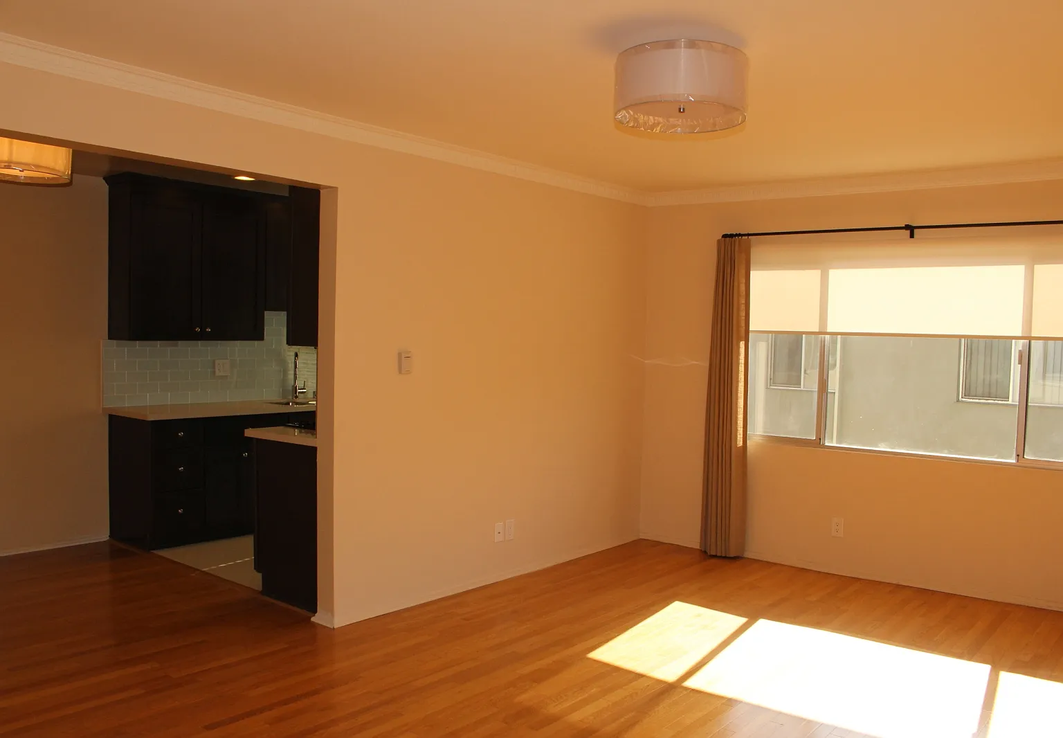 1 bed, 1.0 bath, $2,295 — Photo 2