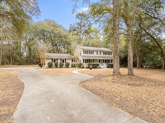 3rd image of 11 Redwood Lane