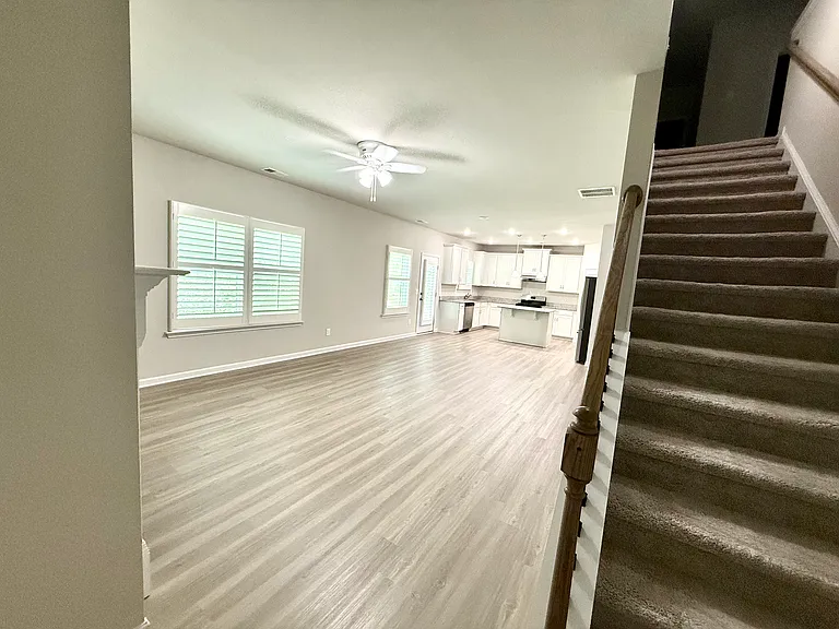 155 Brinson Cir — Photo 9