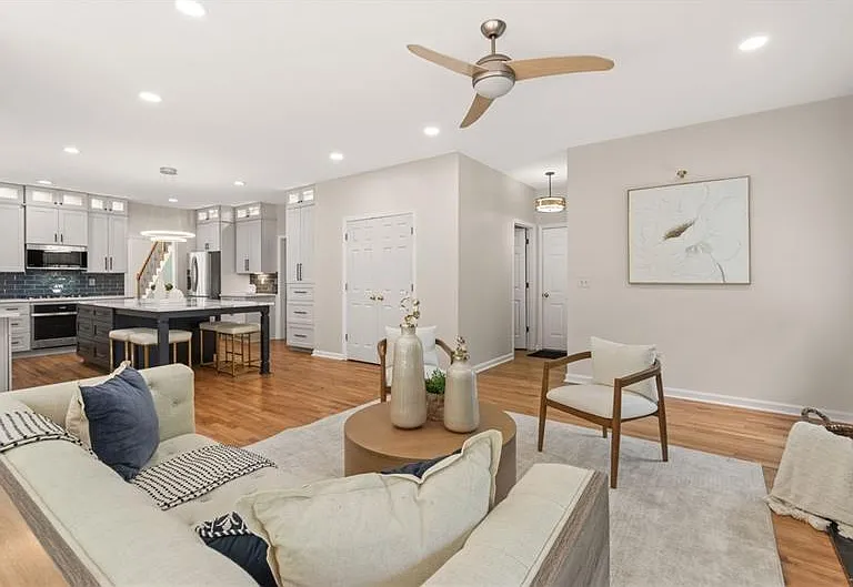 1235 Longpointe Pass — Photo 42