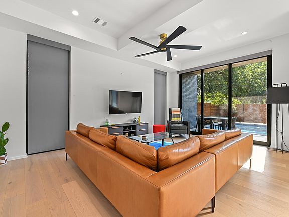 3rd image of 2706 Stacy Ln #1