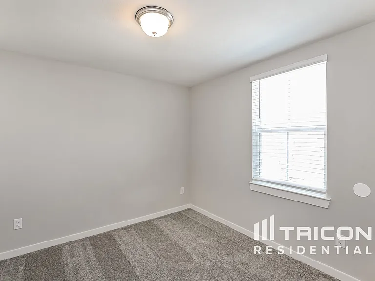 Tricon Peek Road — Photo 38