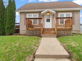 224 E Main St, Elmwood, IL 61529