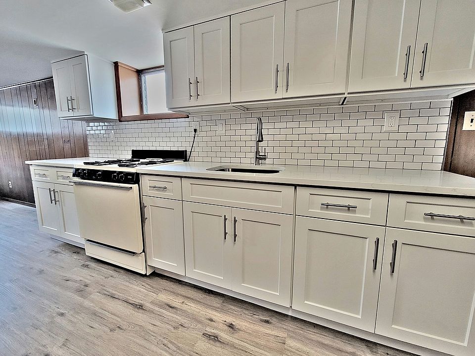 1st image of 2136 29th St #1