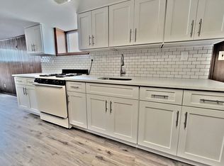 2136 29th St #1, Astoria, NY 11105