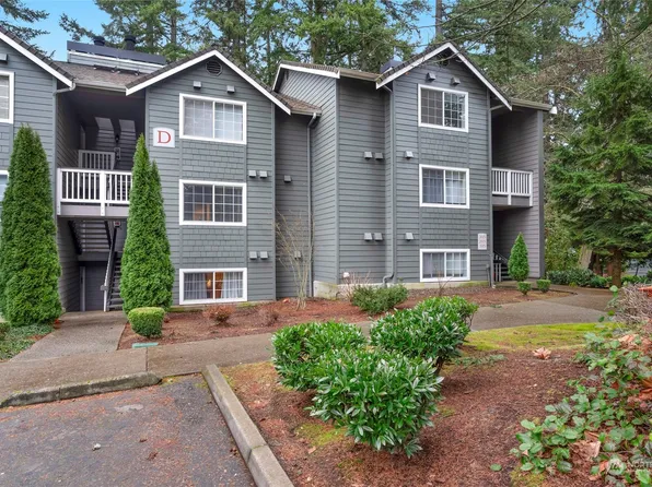 15433 Country Club Drive #D104, Mill Creek, WA 98012