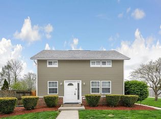 238 S Vine St, Pataskala, OH 43062
