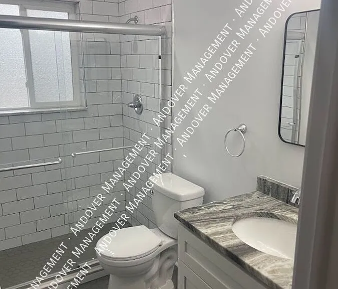 2321 W Forteen Mile Rd — Photo 2