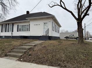 609 S Main St #1, Fort Branch, IN 47648