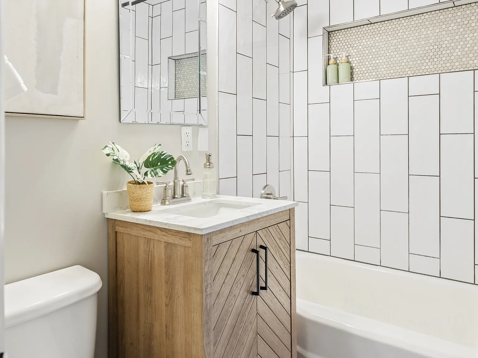 3 bed, 1761 sqft, $2,600 — Photo 3