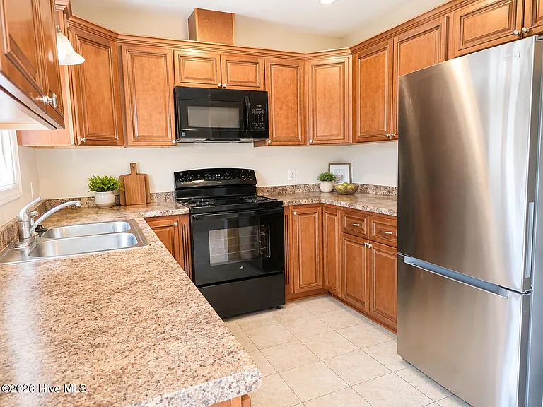 112 Wilda Dr — Photo 6