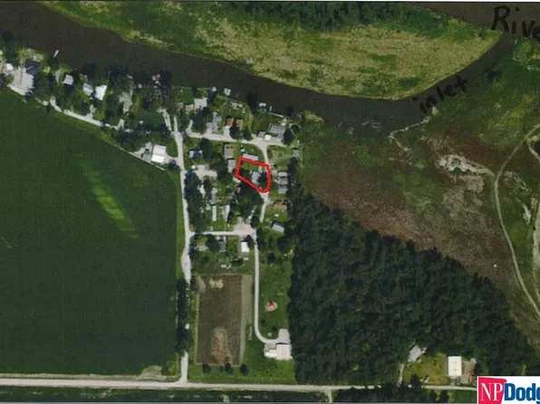 4842 Bay Cir, Tekamah, NE 68061