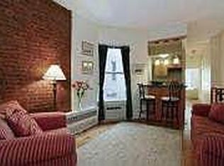 148 E 83rd St #3B, New York, NY 10028