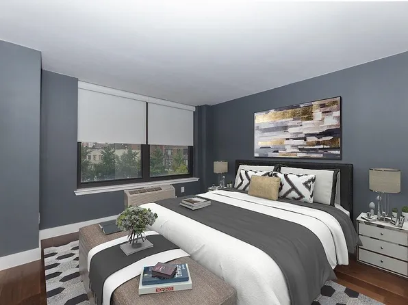 102 Christopher Columbus Drive image 3 of 22