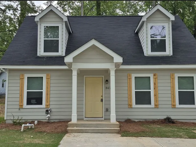 362 Washington Dr #1 — Photo 1