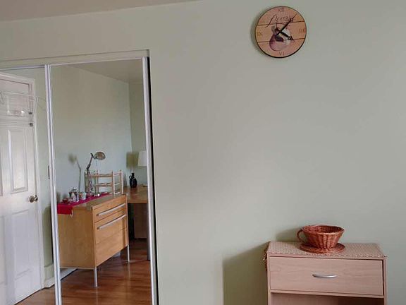 2nd image of 2039 41st Ave