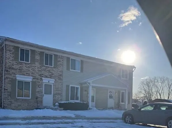 29208 Brittany Dr #28, Roseville, MI 48066