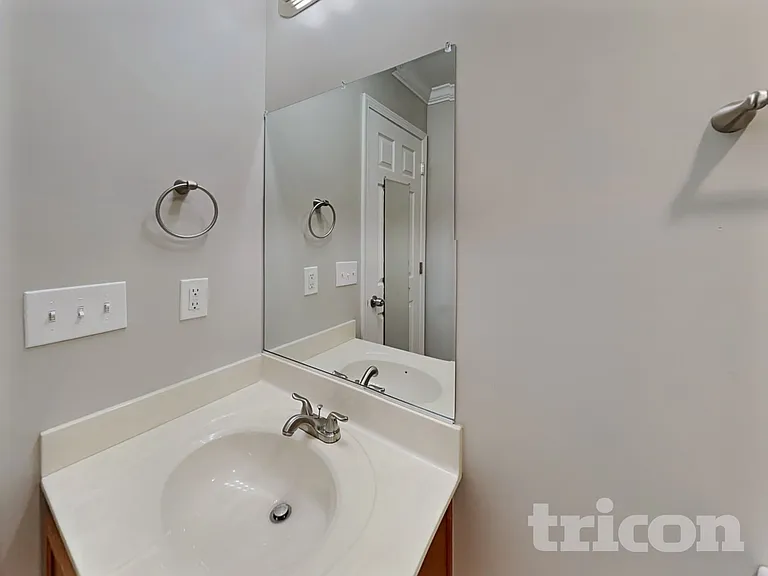 3929 Garden Creek Dr — Photo 7