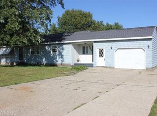 3226 S Brooks Rd, Muskegon, MI 49444