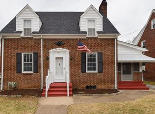 3205 Forest Hill Ave NW, Roanoke, VA 24012