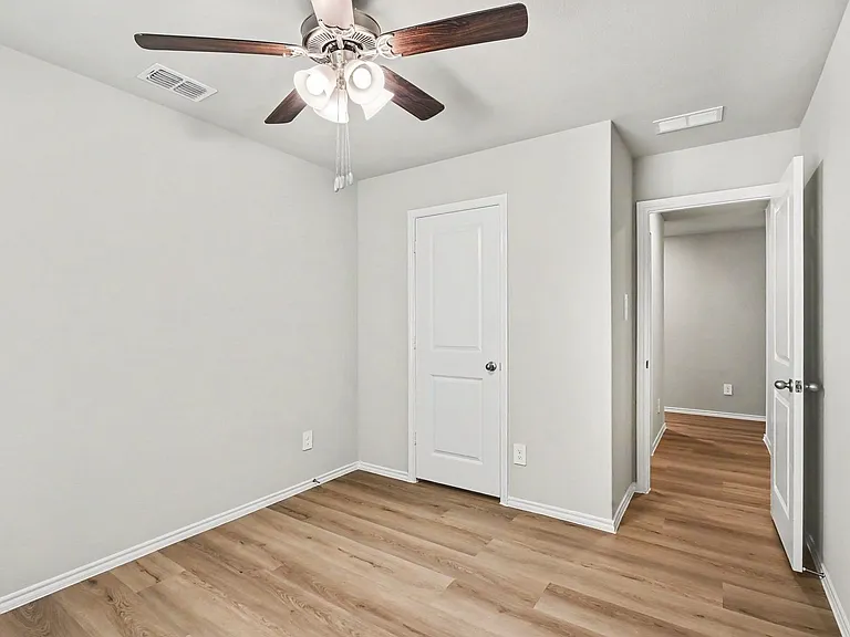 16616 Port Arthur Pl — Photo 18