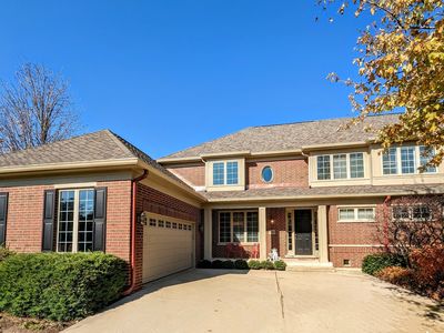 2284 Royal Ridge Dr, Northbrook, IL, 60062