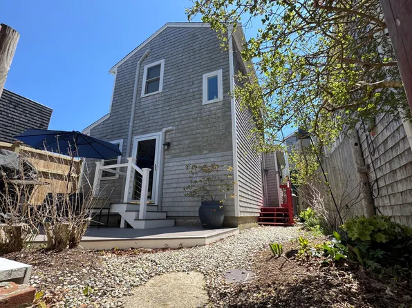 20 Race Road Unit 7, Provincetown, MA 02657