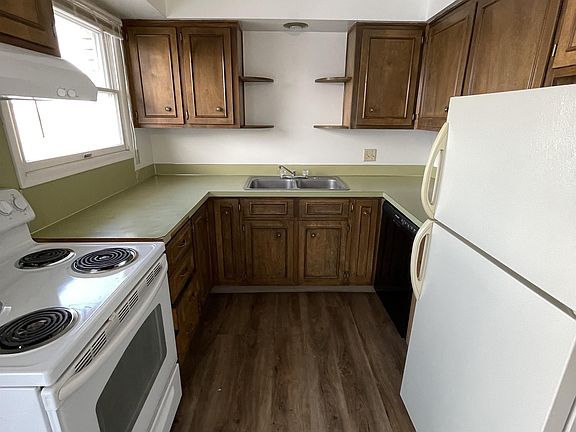 3rd image of 4231 Central Ave APT 2